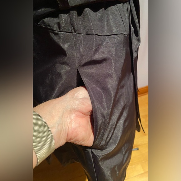 Cynthia Steffe Rain dress. Size 6 - Picture 3 of 8